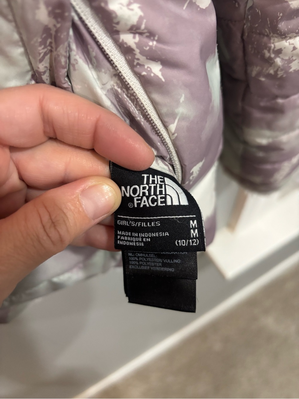 The North Face Girls Reversible Mossbud Swirl Jacket Purple White Size M (10/12) - Picture 3 of 7